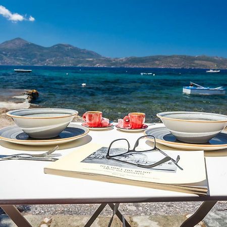 Вілла Neosikos Amazing Beach House In Milos Island Klima  Екстер'єр фото
