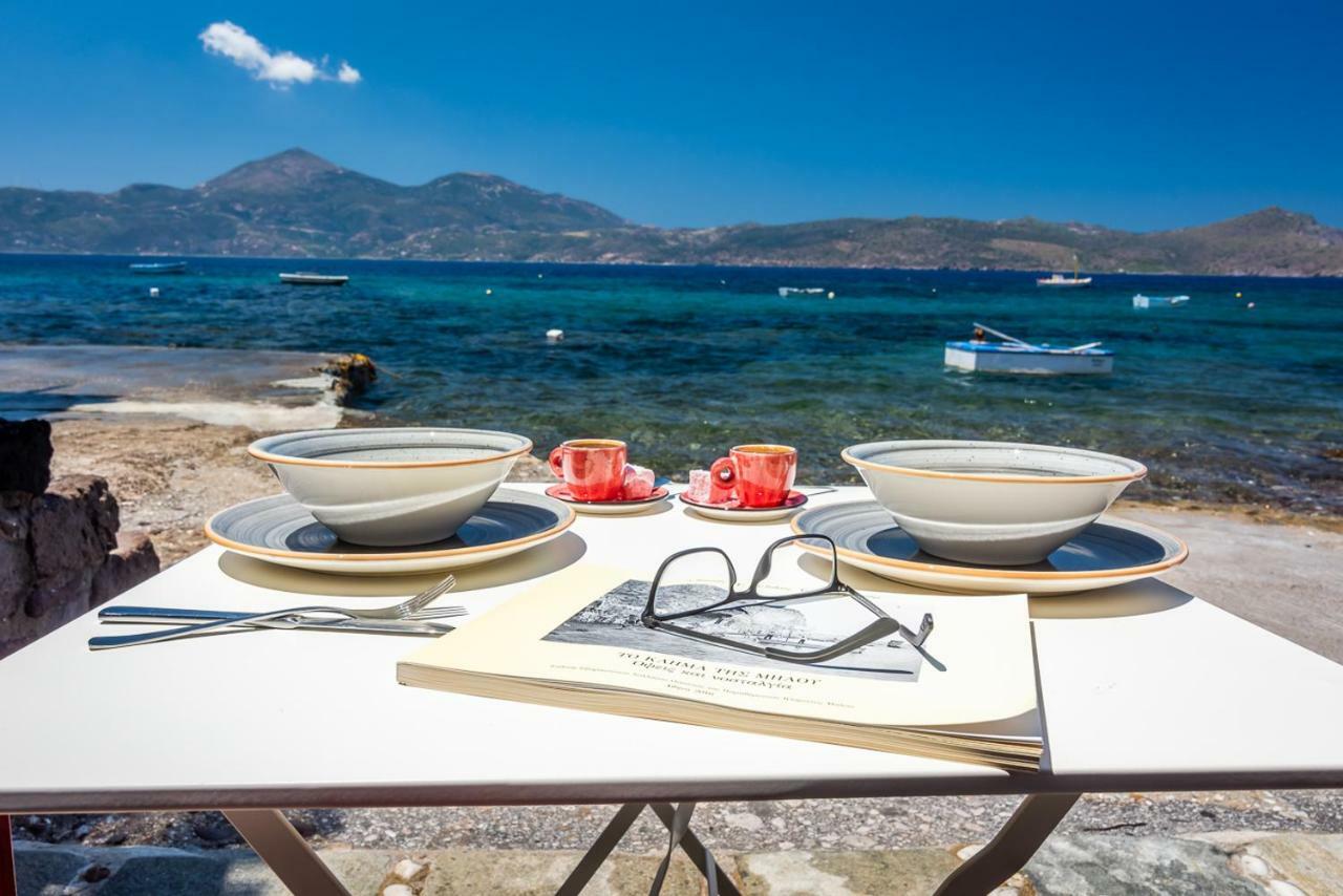 Вілла Neosikos Amazing Beach House In Milos Island Klima  Екстер'єр фото